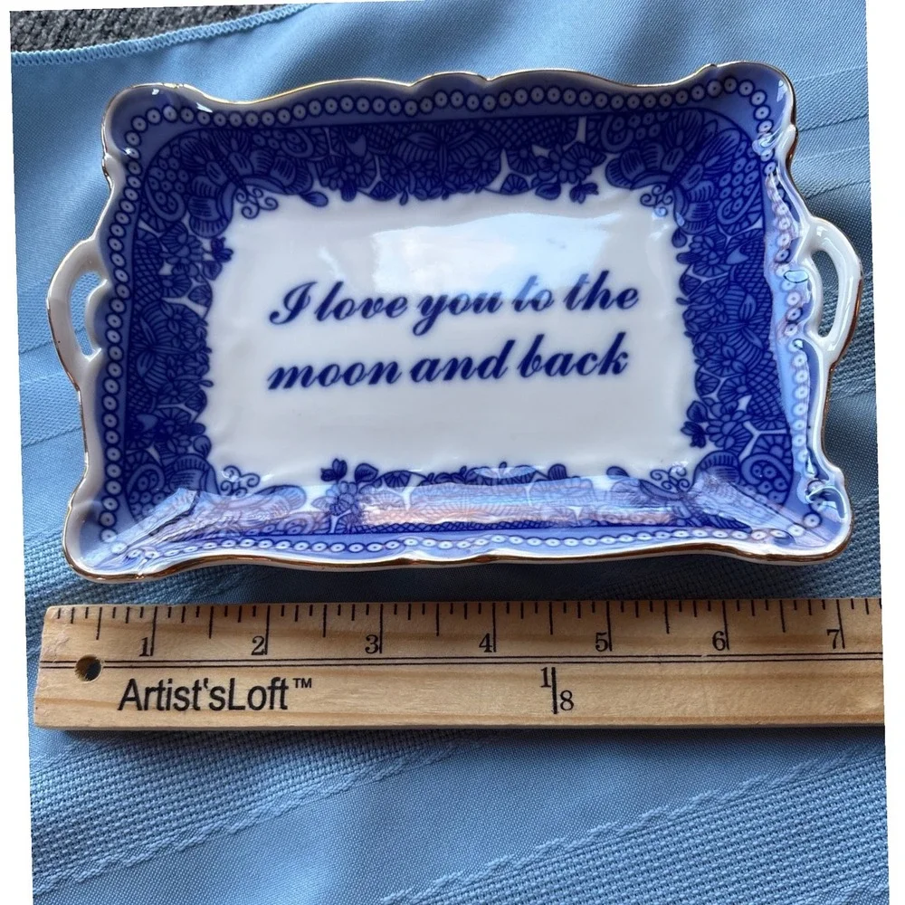 L Godinger & Co Porcelain Romantic Trinkit Dish‎ I Love You to the Moon and Back